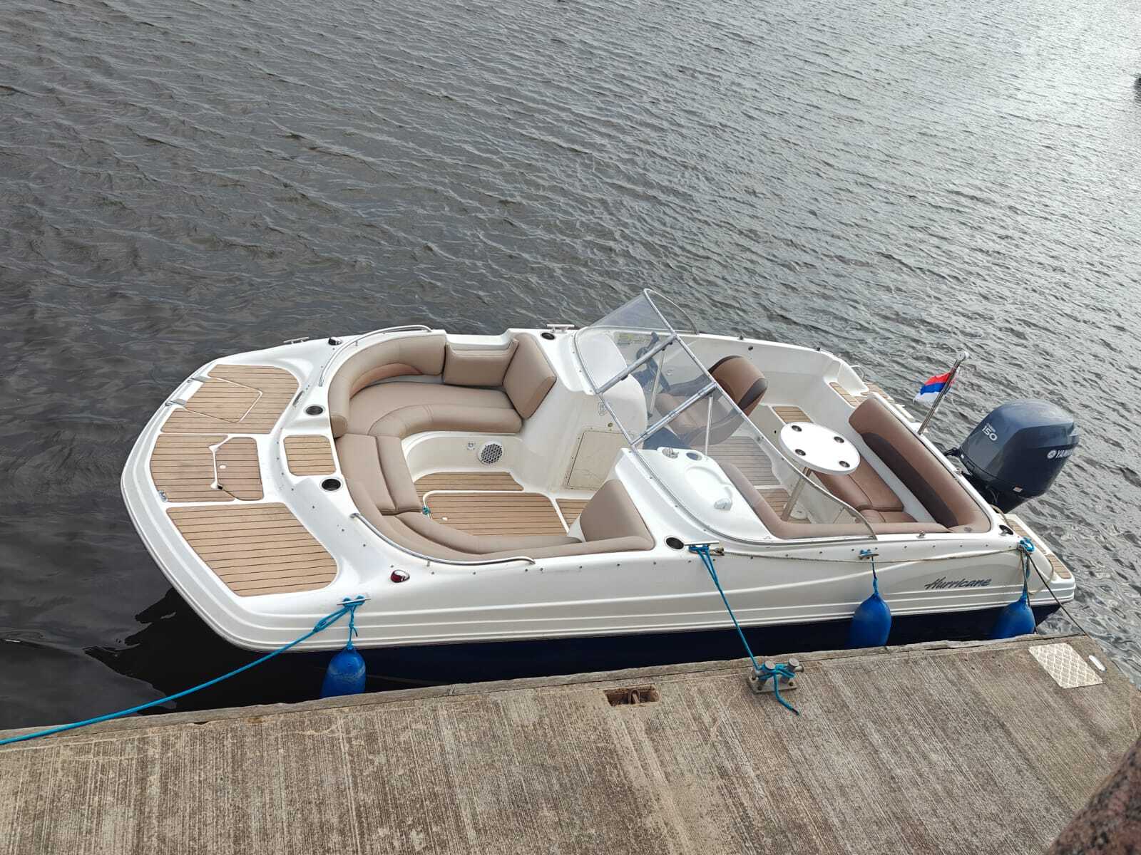 Катер Hurricane 187 SunDeck